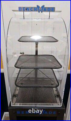 (2 PIECE) BENCHMADE KNIVES AUTHENTIC DEALER DISPLAY ACRYLIC CASE With KEYS