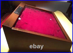 BUCK KNIVES STORE WOODEN & GLASS DISPLAY CASE WithTWO ORIGINAL RED LINED DRAWERS