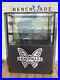 Benchmade-Knife-Factory-Store-Advertising-Lighted-Display-Case-Showcase-Tactical-01-wj