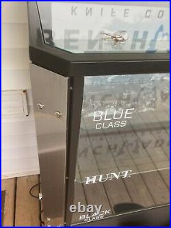 Benchmade Knife Factory Store Advertising Lighted Display Case Showcase Tactical