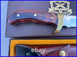 Buck 401 Kalinga knife with original leather sheath and display/storage case-NOS