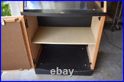 Case XX Dealer Floor Display Oak Wood Case WithLock Silver Level 63445 Nice
