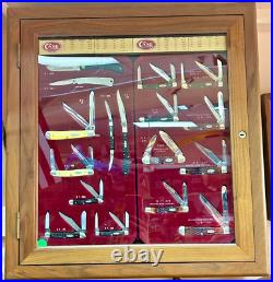 Case XX Set of 17 Knives Dealer Display Wooden & Glass Case with Keys & Storage
