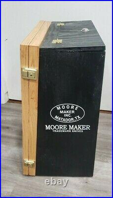 Moore Maker Knife Store Display Case, Keys Included