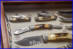 Rare Store Display Case XX USA 1977 Blue Scroll Stag Knife Set Cheetah Clasp