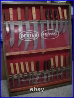 Store Display Case With 23 Knives