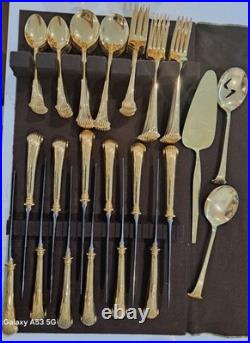 Towle Flatware Set with Pacific Silver&Clothes Storage Case
