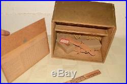 Vintage 70s Imperial Jack Master Pocket Knife Glass Front Store Display Case