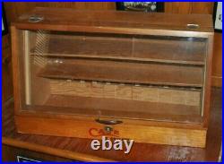 Vintage Case Knifes Cuterly Wooden Store Display Case Glass Nice Murfreesboro TN