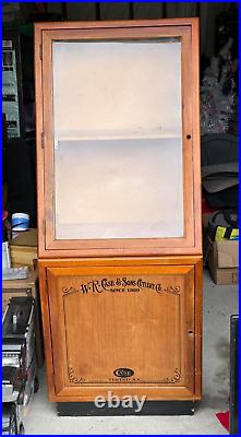 W. R. Case XX And Sons Vintage Large Store Display Case