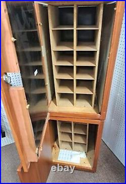 WR Case & Sons Cutlery Co Knife Display Case Vintage Hardware Store Floor Model